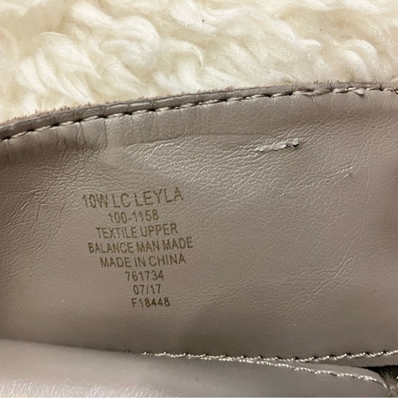 NWT Liz Claiborne Leyla Tan Taupe Over the Knee Boots Wide Chunky 10W - Picture 9 of 13